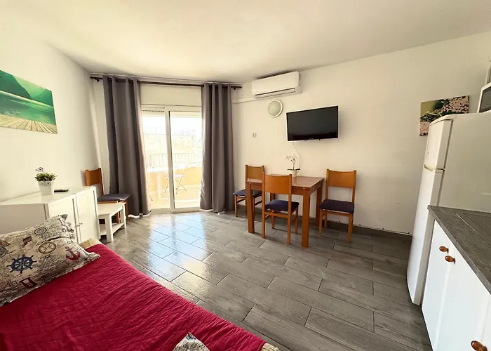 Apartsalou Bilbao * 萨洛