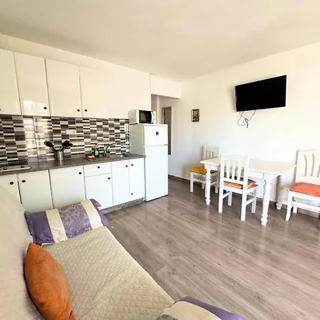 Apartsalou Bilbao * Salou